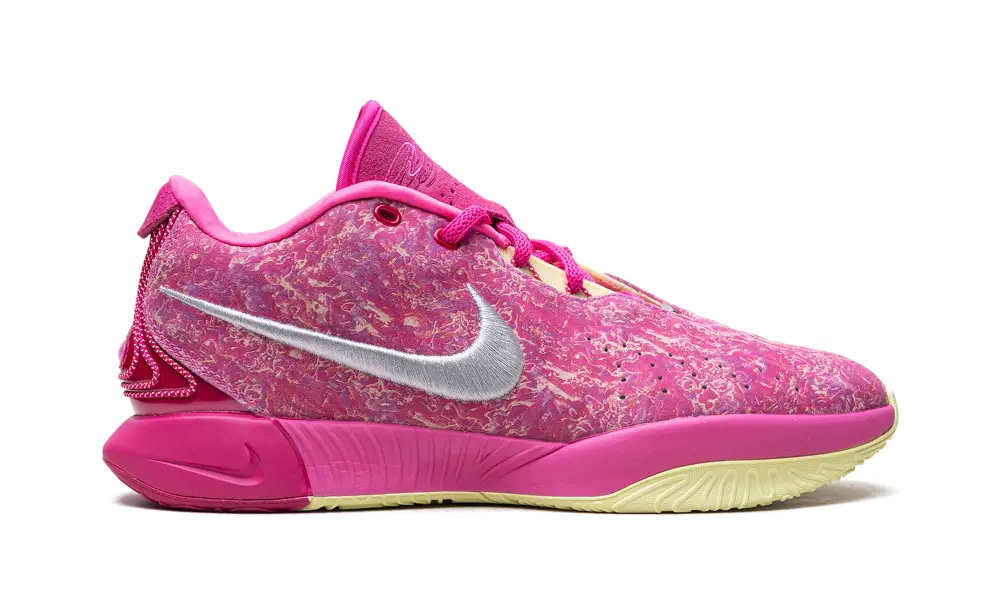 Nike Basketball LeBron 21 'The World Is Your Oyster' 