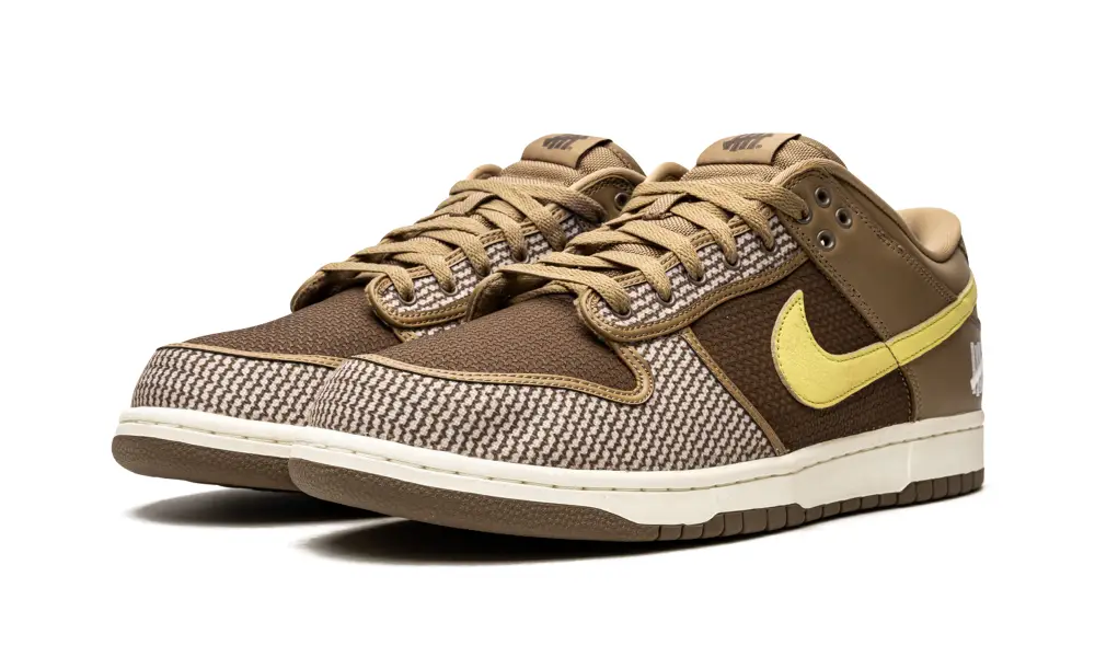 Nike Dunk Dunk Low SP 'Undefeated - Canteen' D657A498