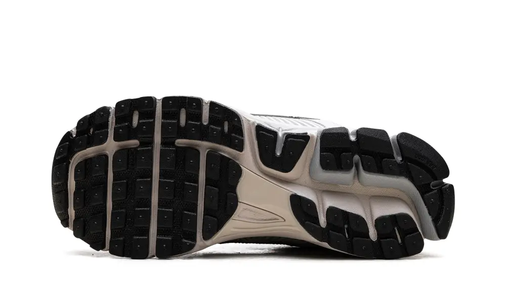 Nike Lifestyle Zoom Vomero 5 WMNS 'Pure Platinum' 
