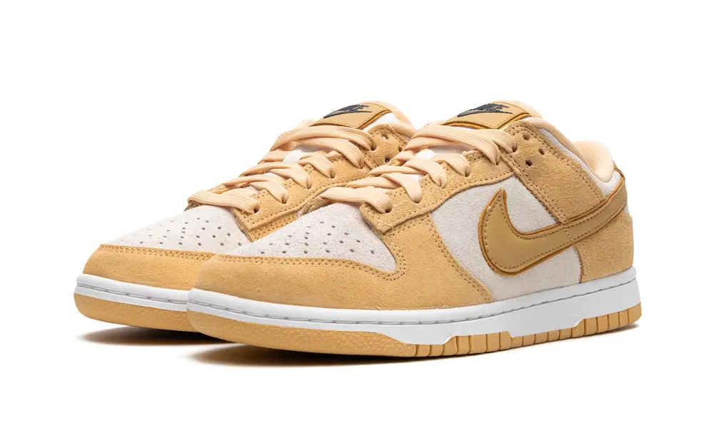 Nike Dunk DUNK LOW WMNS 'Celestial Gold Suede'