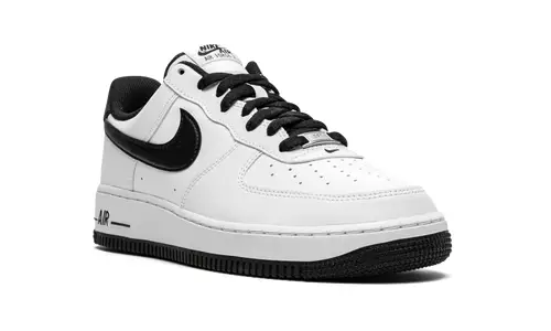 Nike Lifestyle Air Force 1 '07 'White   Black' 