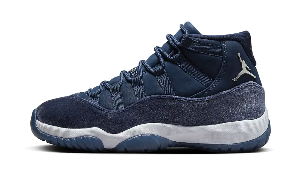 Air Jordan 11 AIR JORDAN 11 VELVET WMNS 'Midnight Navy' 