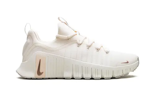 Nike Lifestyle Free Metcon 6 WMNS 'Pale Ivory   Guava Ice   Sail   Metallic Red Bronze' 