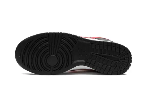Nike Dunk Dunk Low Retro 'Red Swoosh Panda' 