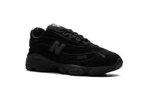 More New Balance 1000 'Black Cat' 