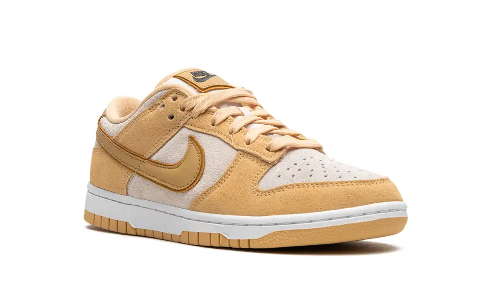 Nike Dunk DUNK LOW WMNS 'Celestial Gold Suede' 