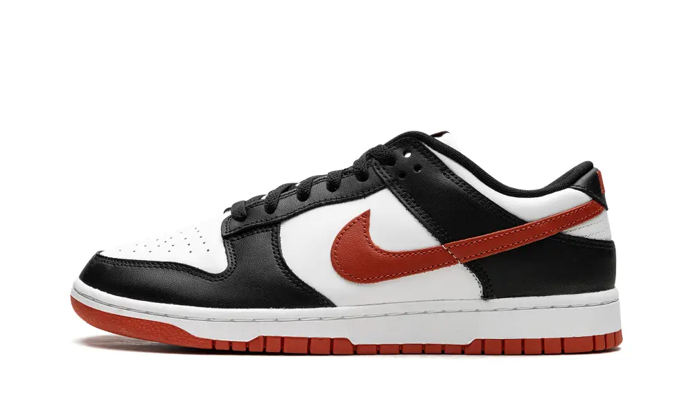 Nike SB Dunk Low 'Red'
