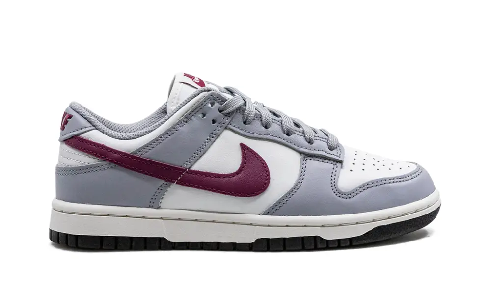 Nike Dunk DUNK LOW WMNS 'Pale Ivory   Redwood' 