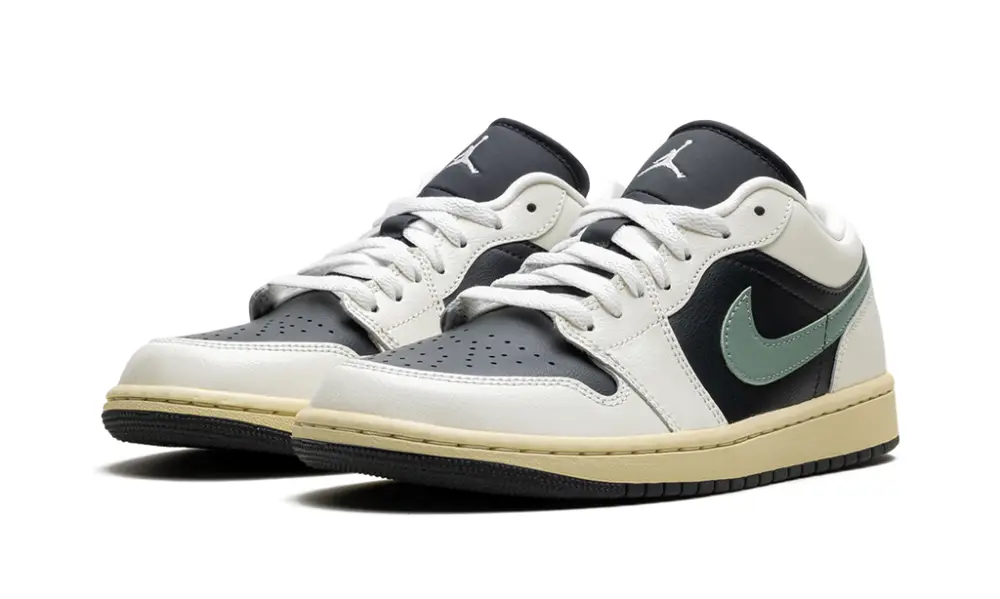 Air Jordan 1 Air Jordan 1 Low WMNS 'Jade Smoke' 