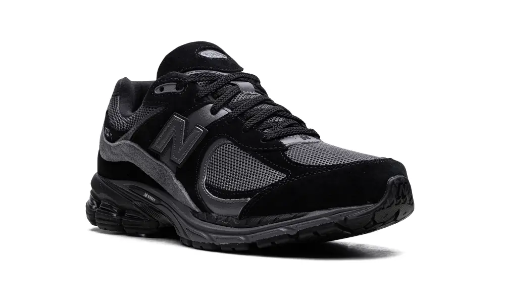 New Balance 2002R 2002R 'Black Magnet'
