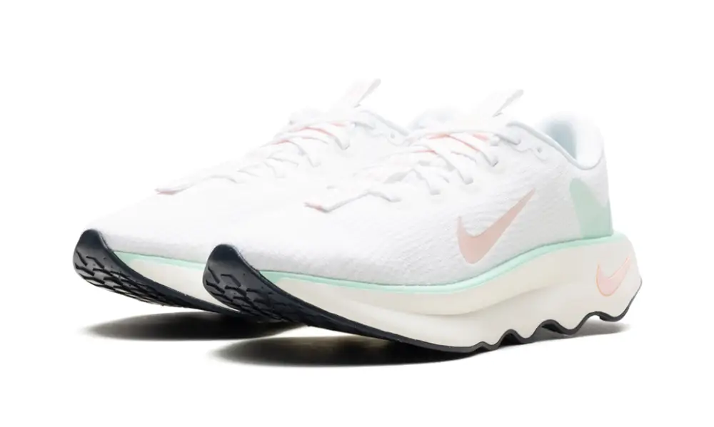 Nike Lifestyle Motiva WMNS 'White Mint Foam Sail Sunset Tint' 