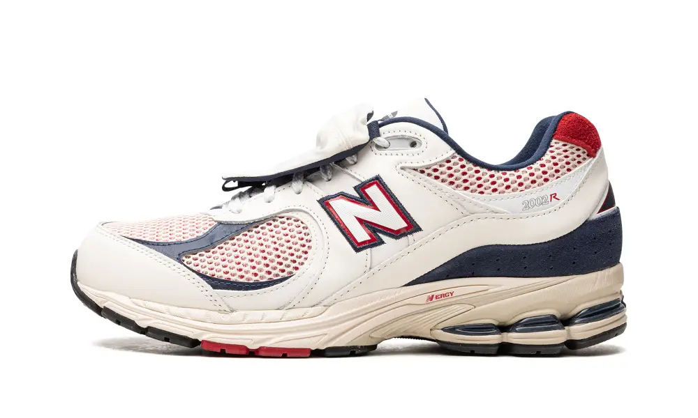 New Balance 2002R 2002R 'Sea Salt Team Red' 