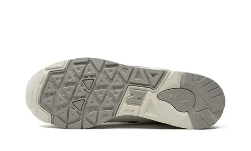 More New Balance CM1600 'WHITE GREY' 