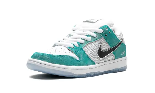 Nike SB SB Dunk Low Pro QS 'April Skateboards' 