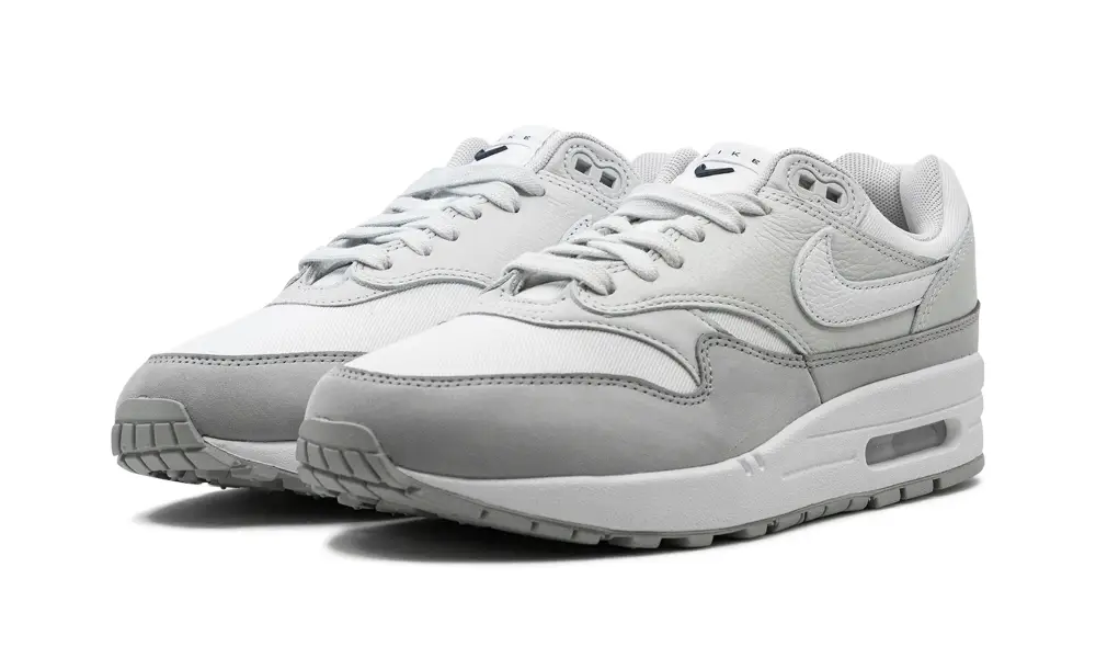 Nike Lifestyle AIR MAX 1 '87 LX WMNS 'Light Smoke Grey'