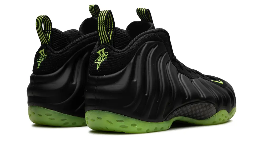 Nike Lifestyle Air Foamposite One 'Black Volt'
