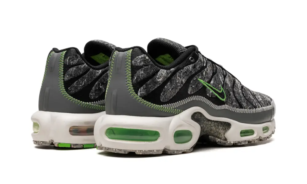 Nike Air Max Air Max Plus 'Essential Crater Green' 