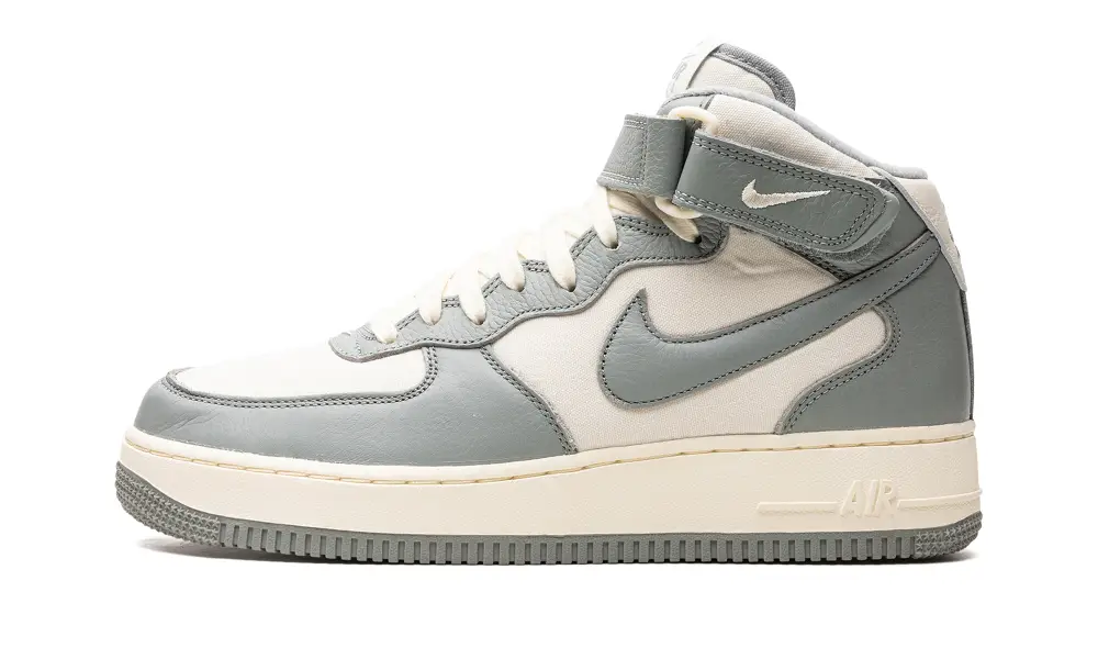 Nike Lifestyle Air Force 1 Mid 'Mica Green' 