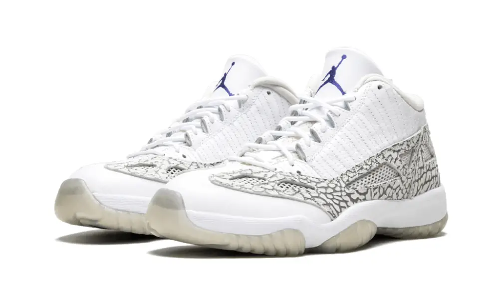 Air Jordan 11 Air Jordan 11 Retro Low 'Cobalt' B5A8342