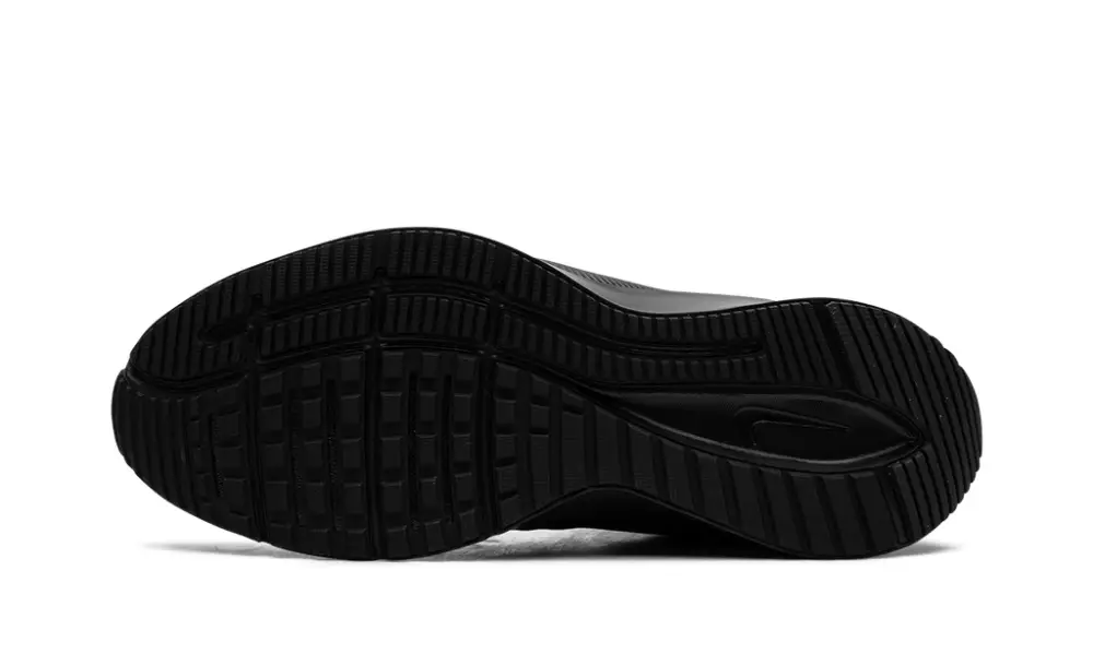 Nike Basketball Quest 4 