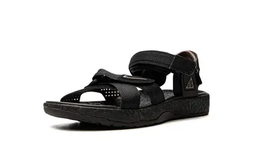 Nike Basketball ACG Air Deschutz 'Black' 