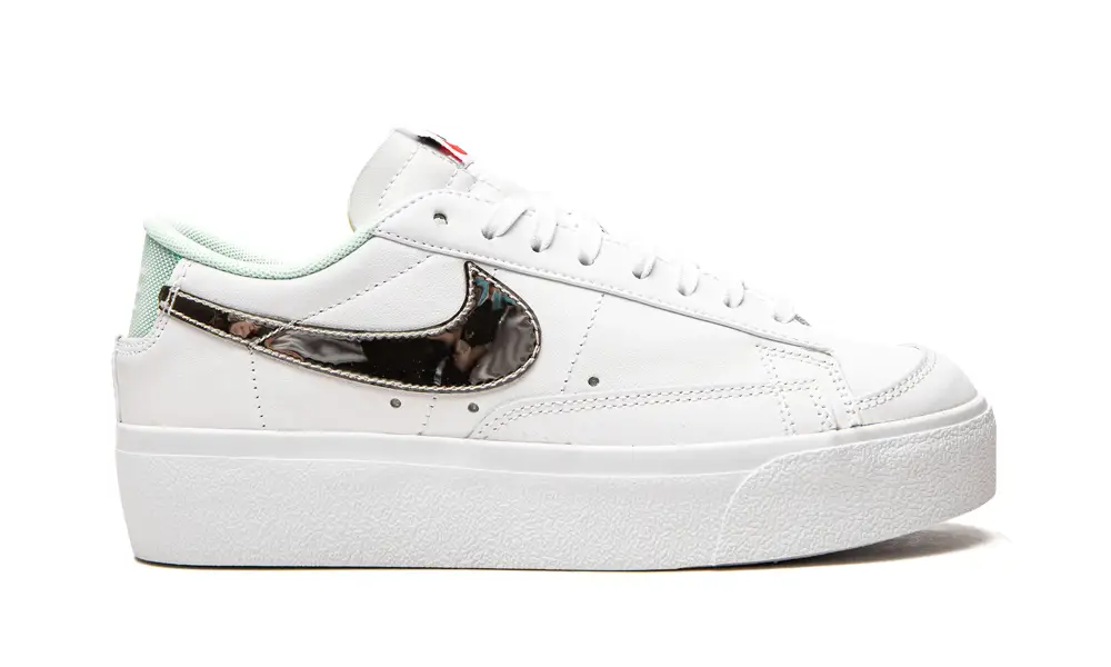 Nike Lifestyle BLAZER LO PLATFORM WMNS 