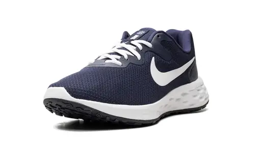 Nike Basketball Revolution 6 NN 