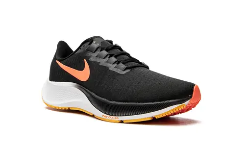 Nike Basketball Air Zoom Pegasus 37