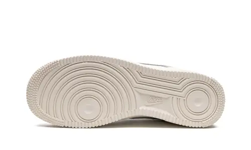 Nike Lifestyle AIR FORCE 1 '07 MNS WMNS 'Summit White Sail White Metallic Silver' 