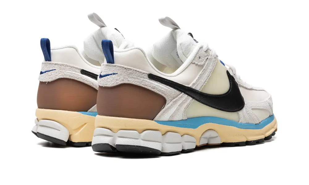Nike Lifestyle Zoom Vomero 5 WMNS 'Design By Japan'