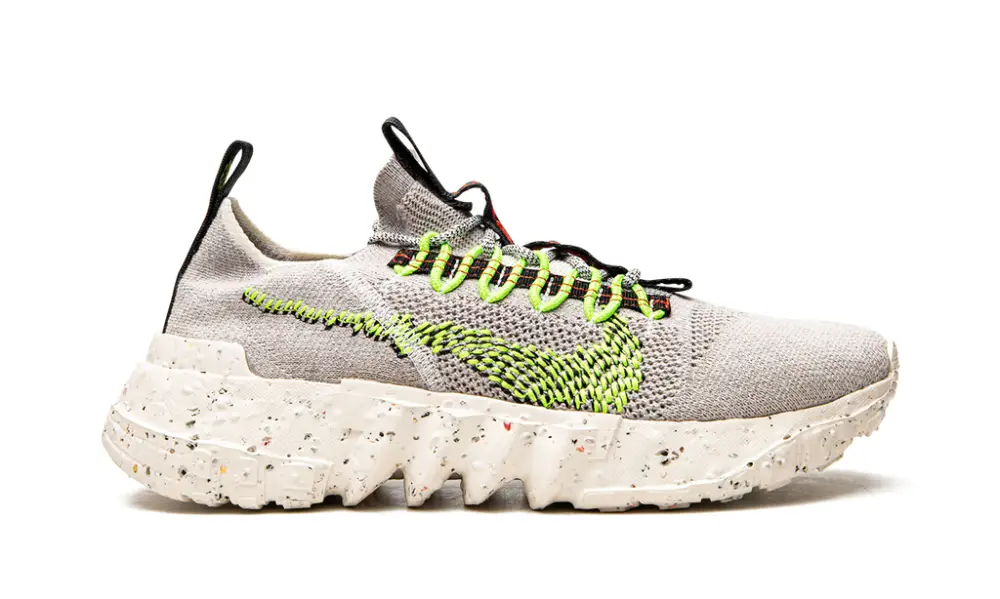 Nike Basketball Space Hippie 01