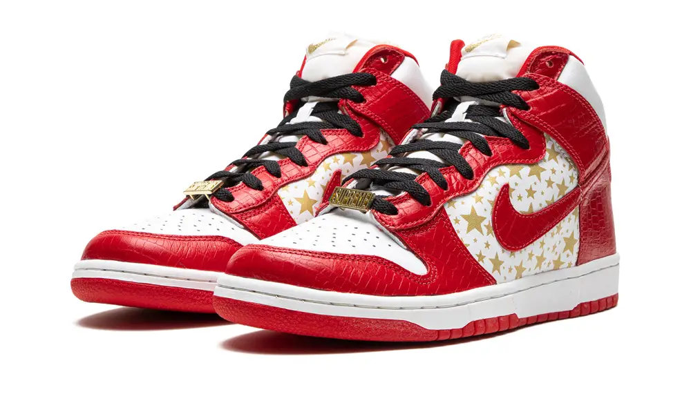 Nike Dunk SB Dunk High Pro 'Supreme - Red Stars (2003)'