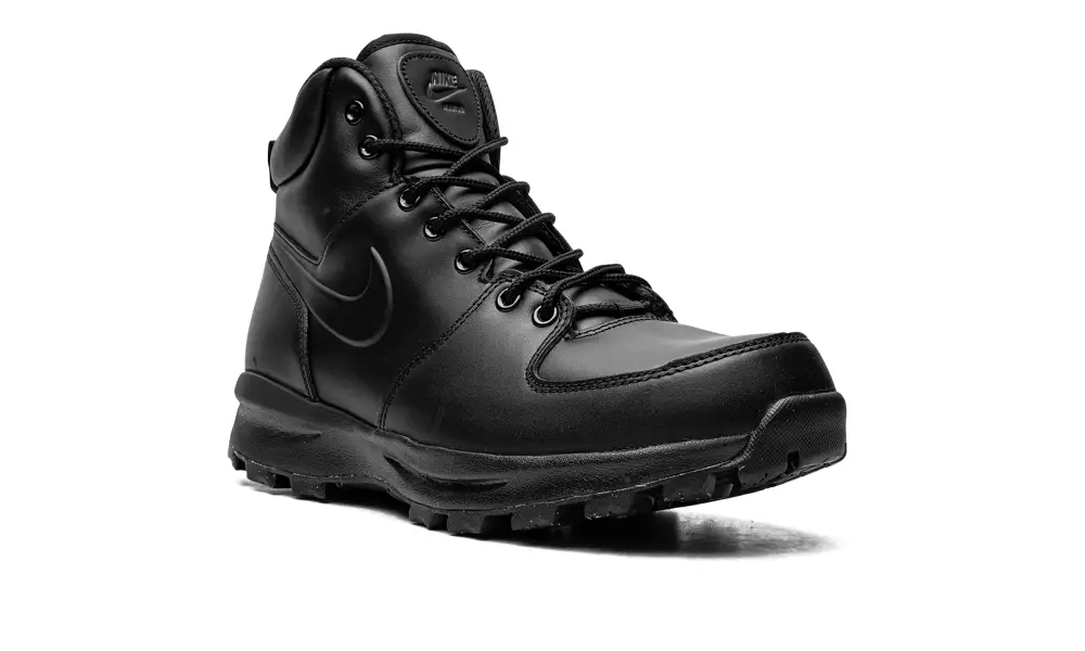 Nike Basketball Manoa Leather