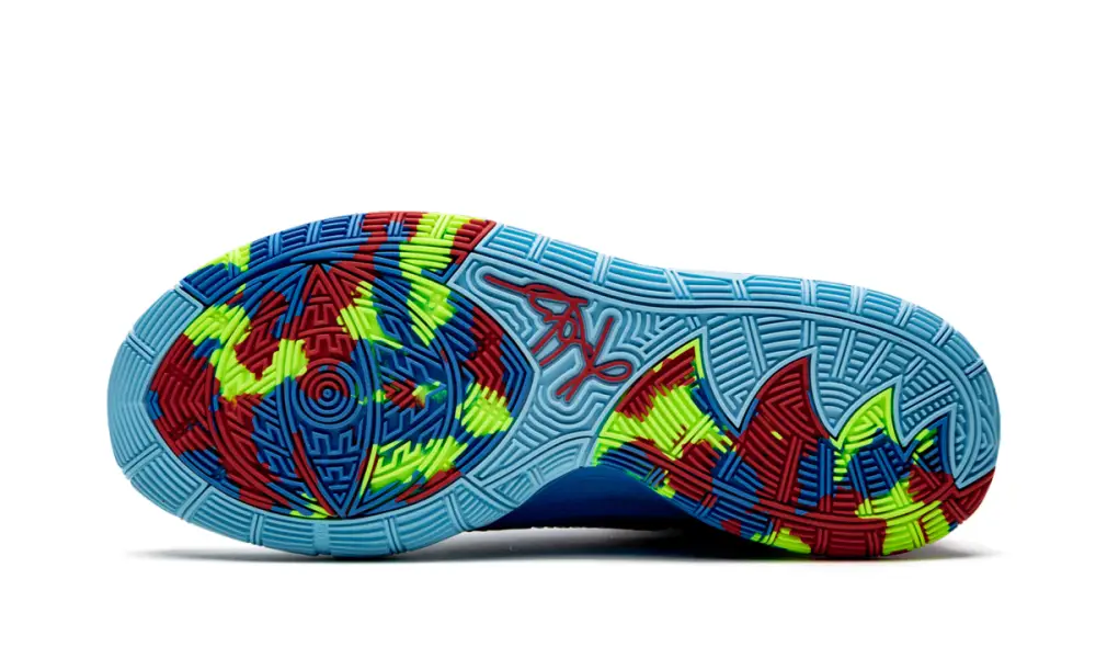 Nike Basketball Kyrie 6 Pre Heat 'NYC'