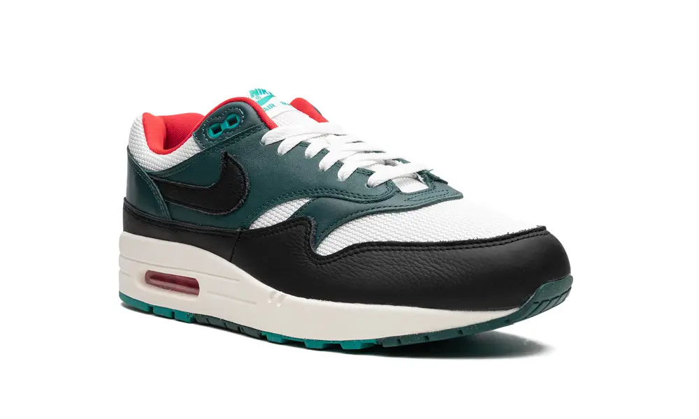 Nike Air Max Air Max 1 'LeBron James x Liverpool' 