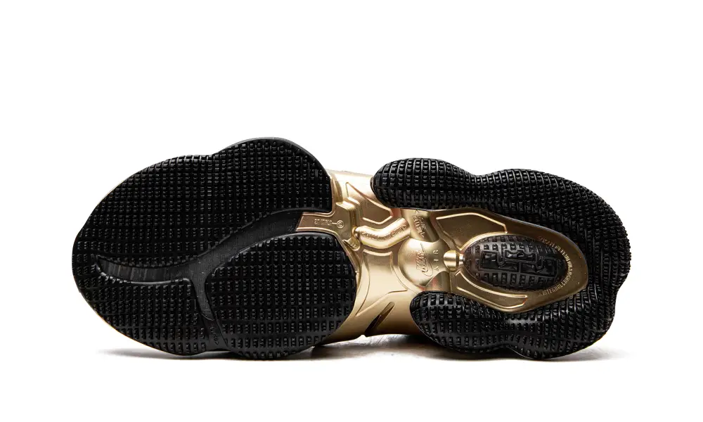 Nike Basketball Lebron 19 'Doernbecher 2022'