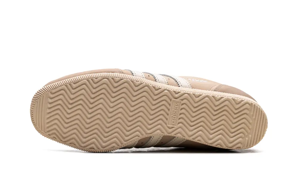 More Adidas Shoes Japan WMNS 'Warm Sandstone'