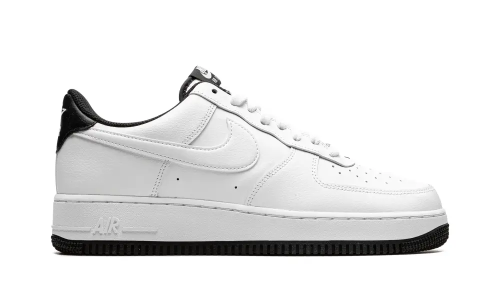 Nike Lifestyle Air Force 1 '07 'White Black'