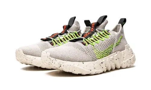 Nike Basketball Space Hippie 01