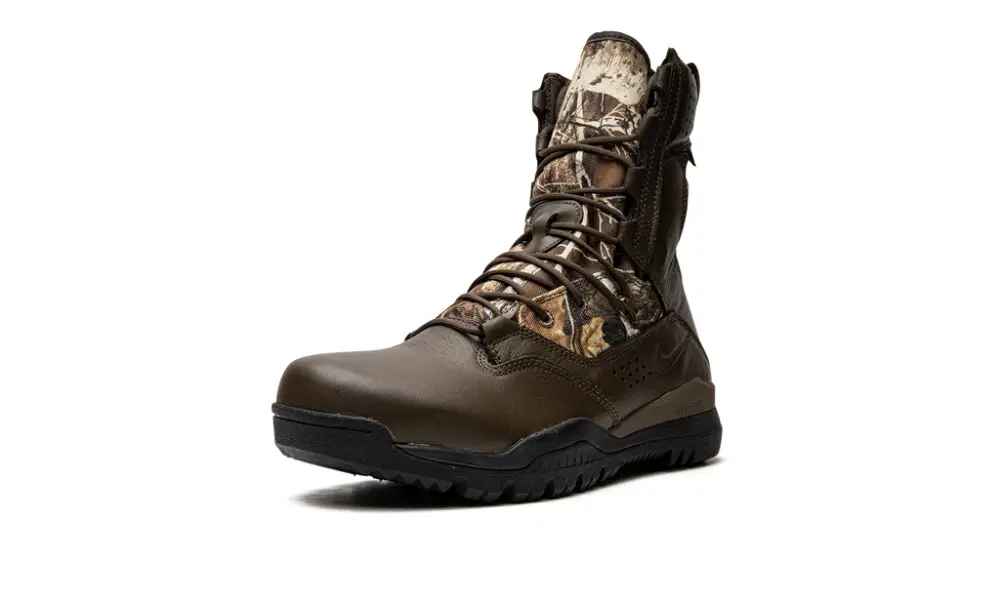 Nike Basketball SFB Field 2 8' Realtree 