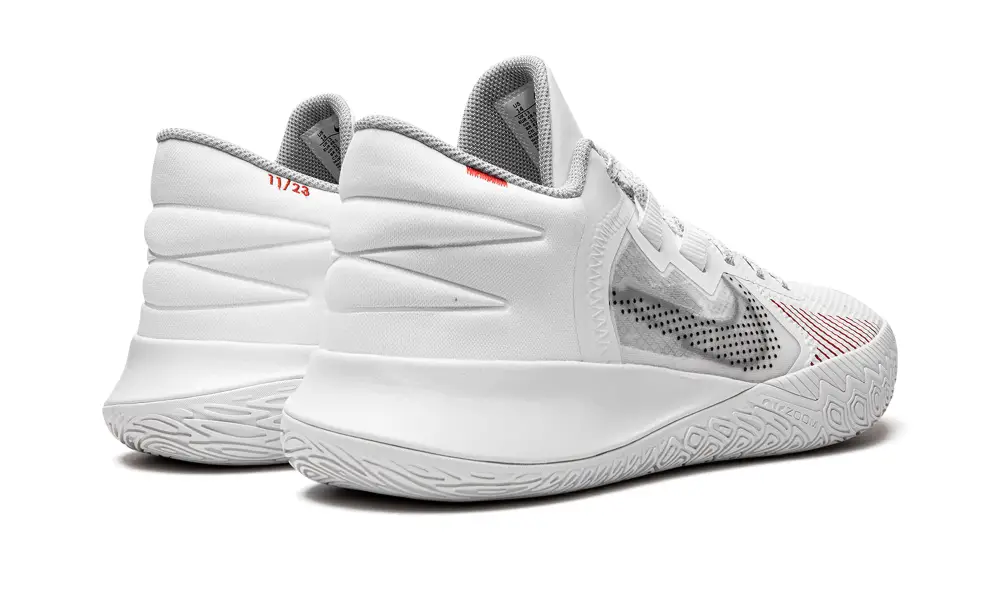 Nike Basketball Kyrie Flytrap 5 