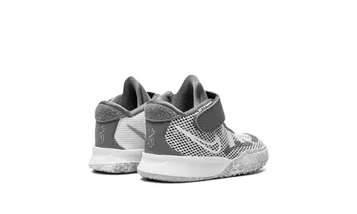 Nike Basketball Kyrie 7 SE TD 'Chip'