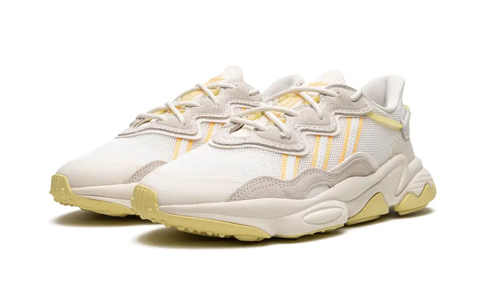 More Adidas Shoes WMNS Ozweego 
