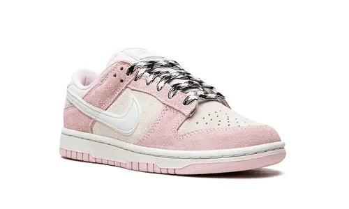 Nike Dunk DUNK LO LX MNS WMNS 'Pink Foam' 