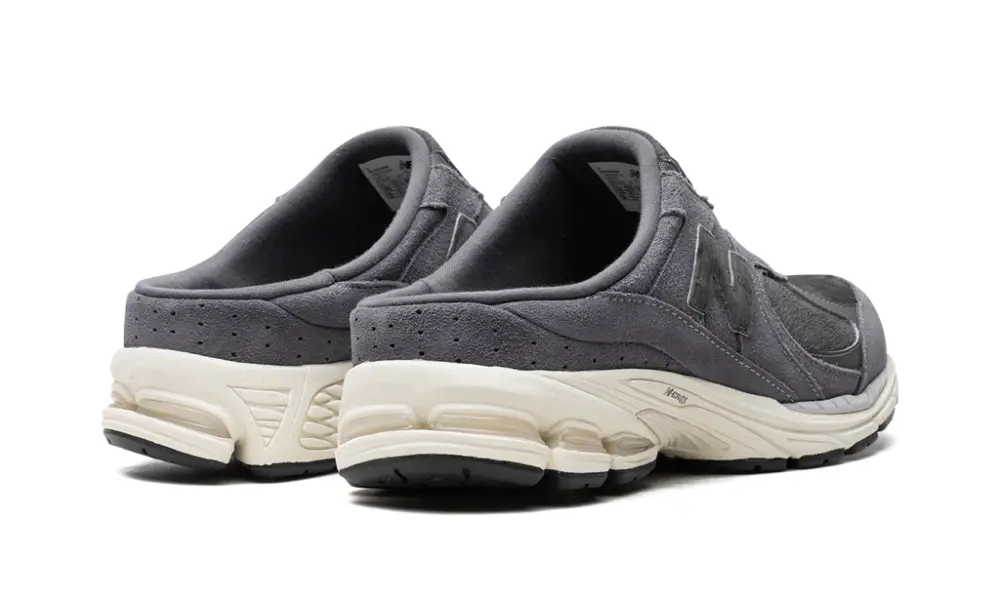 New Balance 2002R 2002R Mule 'Magnet' 
