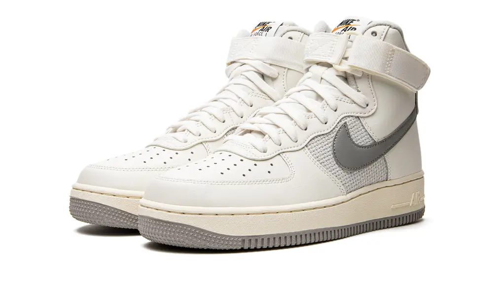 Nike Lifestyle Air Force 1 High '07 LV8 'Sail'