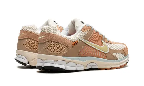 Nike Lifestyle Zoom Vomero 5 'Have a Nike Day' 