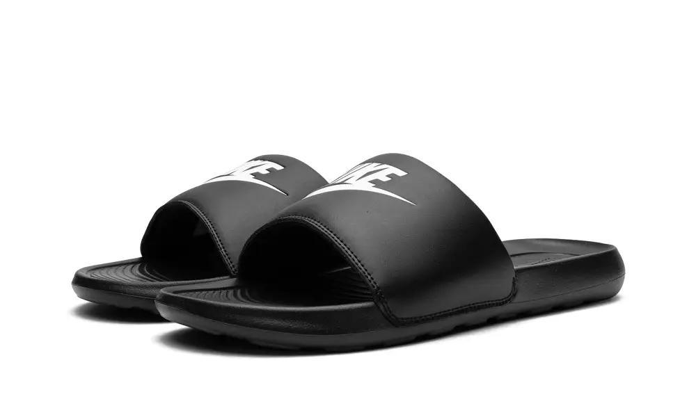 Nike Lifestyle Victori One Slide 