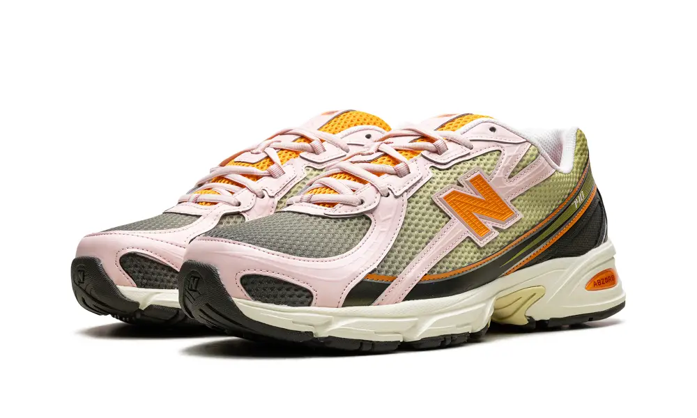 More New Balance 740 'Concepts - Saignée'