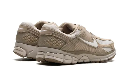 Nike Lifestyle Zoom Vomero 5 'Khaki'